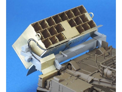 Idf Puma Carpet Launcher Set (For Hobbyboss) - image 1