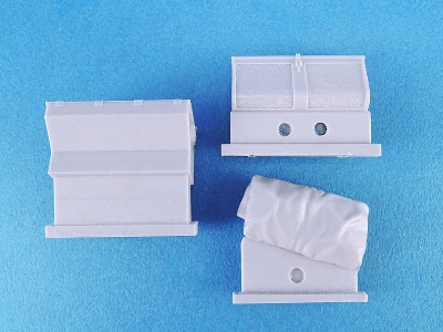 Us Light Tank M5/M8 Tank Stowage Bin Set - image 4