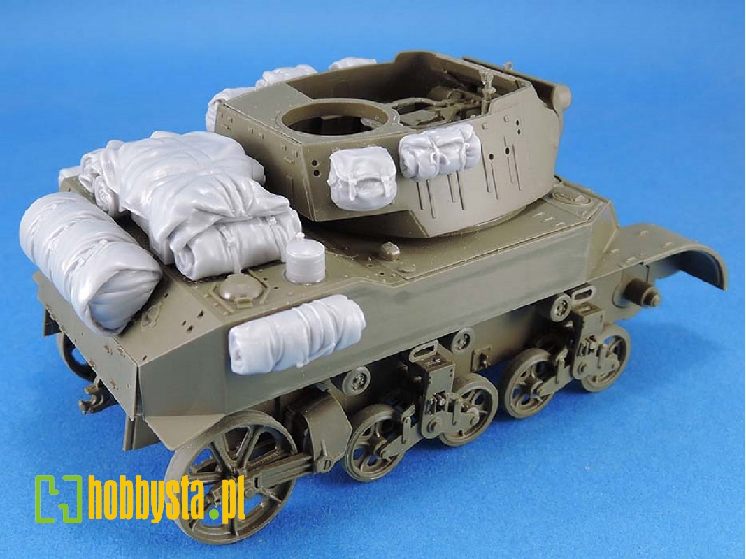 Us Ww2 Light Tank Stowage Set - image 1