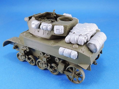 Us Ww2 Light Tank Stowage Set - image 3
