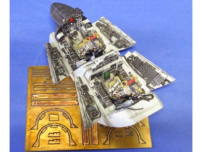 F-4e Phantom Ii Cockpit Set (For Revell) - image 1