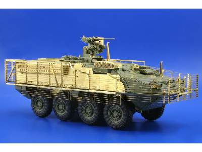 Stryker slat armour 1/35 - Afv Club - image 10