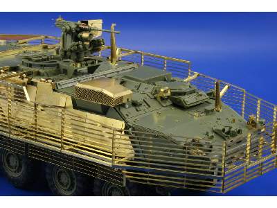 Stryker slat armour 1/35 - Afv Club - image 11