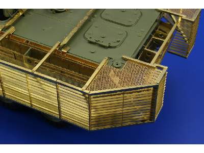 Stryker slat armour 1/35 - Afv Club - image 15