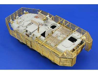 Stryker slat armour 1/35 - Trumpeter - image 7