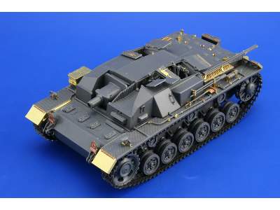 StuG. III Ausf. B exterior 1/35 - Tamiya - image 11