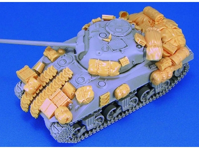 Sherman Firefly Stowage Set - image 2