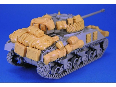 Sherman Firefly Stowage Set - image 4