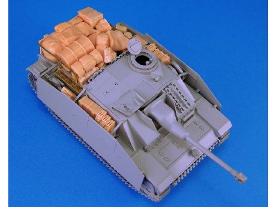 Stug.Iii Stowage Set Inc Pe Parts - image 2