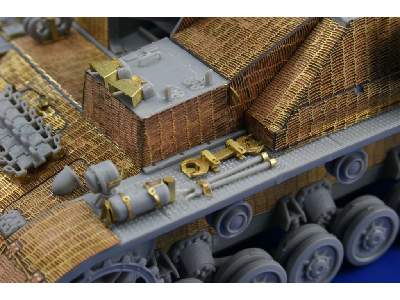 StuG. IV Ausf. G late 1/35 - Dragon - image 5