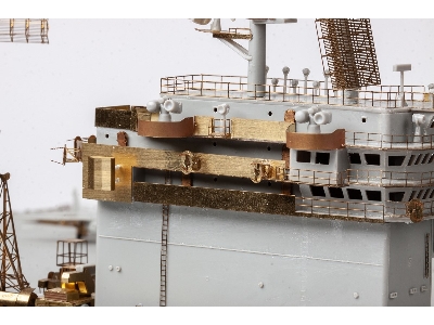 USS Nimitz CVN-68 part 7 1/350 - TRUMPETER - image 5