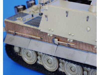 Sturmtiger exterior 1/35 - Tamiya - image 7