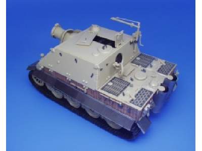 Sturmtiger interior 1/35 - Tamiya - image 6