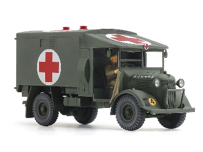 British 2-ton 4x2 Ambulance - image 2