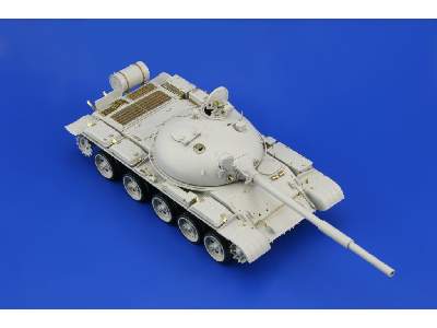 T-62 1/35 - Trumpeter - image 5