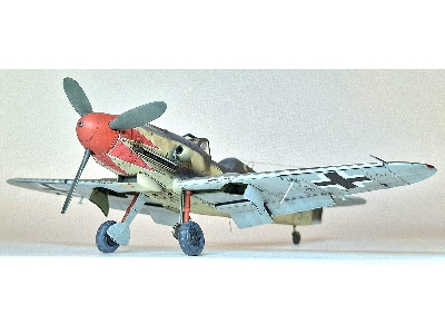 Bf 109K-4 1/48 - image 17