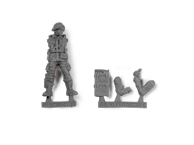 Us Airborne Division, D-day Wargame Starter Set 14 Colors And 1 Figure (Exclusive 101st Radio Operator) - image 9