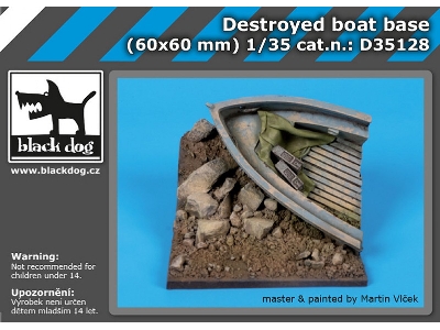 Destroyed Boat Base (60mm X 60mm) - image 1