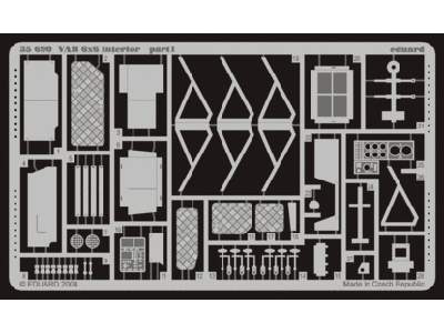 VAB 6x6 interior 1/35 - Heller - image 1