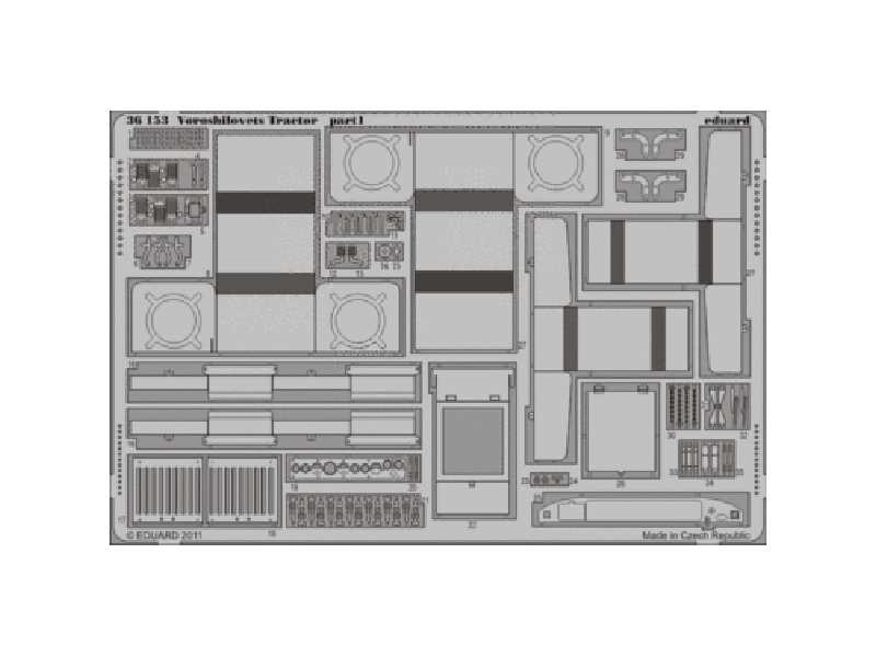 Voroshilovets Tractor 1/35 - Trumpeter - image 1