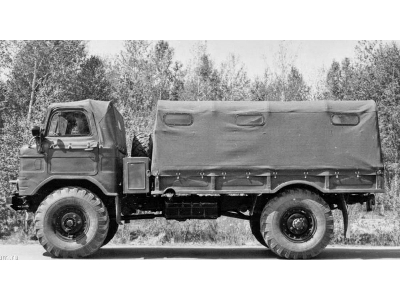 GAZ-66B Soviet 4x4 2t truck for airborne forces - image 13