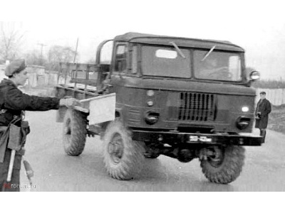 GAZ-66B Soviet 4x4 2t truck for airborne forces - image 26