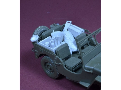Wwii Us Jeep Accessories Set - image 3