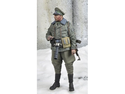 East German Border Troops Officer, Winter 1970-80's - image 1