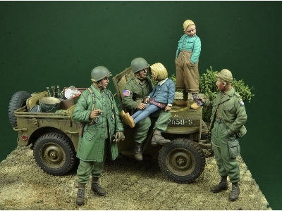Chocolate Bar, 101st Airborne Div. Soldiers W. Kids Operation Market Garden, Holland 1944 - image 1