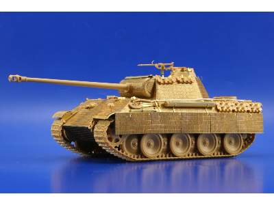 Schurzen Panther Ausf. G 1/48 - Tamiya - image 4