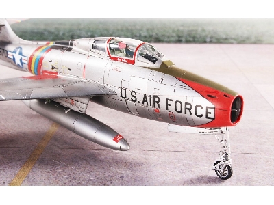 F-84f Thunderstreak 'us Sweep-wing Fighter' - image 13