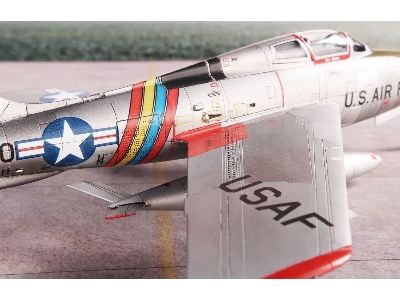 F-84f Thunderstreak 'us Sweep-wing Fighter' - image 15