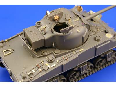 Sherman Firefly IC 1/48 - Tamiya - image 11