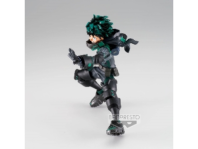 My Hero Academia World Heroes' Mission The Amazing Heroes - Izuku Midoriya - image 2