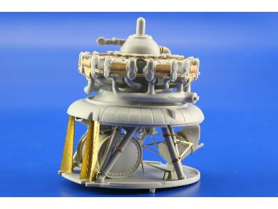 SBD-1/2/3/4 engine 1/32 - Trumpeter - image 3