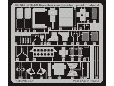 SBD-1/2 rear interior 1/32 - Trumpeter - image 5