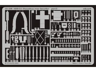 SBD-3/4 rear interior 1/32 - Trumpeter - image 4