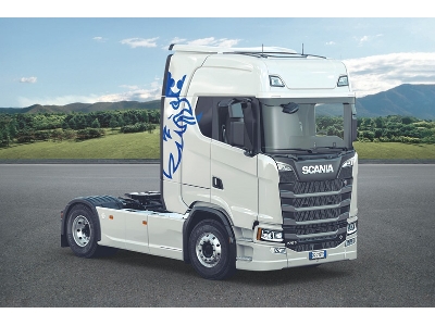 Scania 770 S V8 "White Cab" - image 1