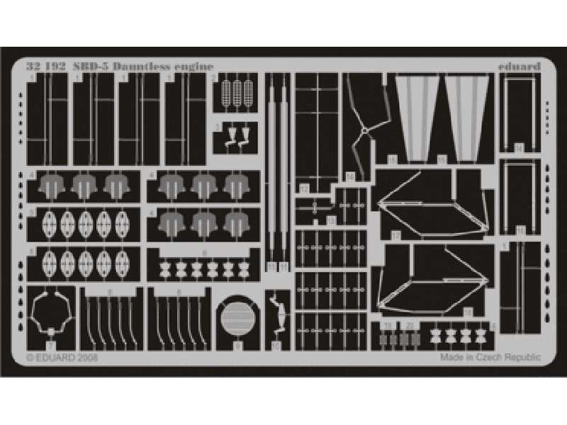 SBD-5 engine 1/32 - Trumpeter - image 1