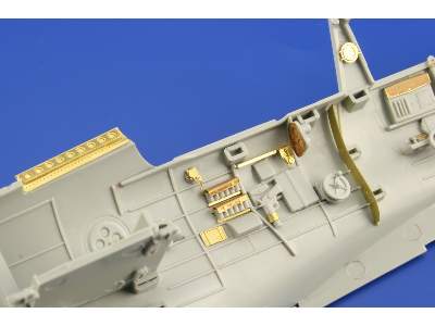 SBD-5 rear interior S. A. 1/32 - Trumpeter - image 7