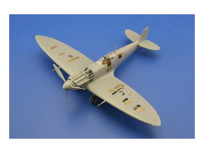 Spitfire Mk. Vb exterior 1/32 - Hobby Boss - image 19