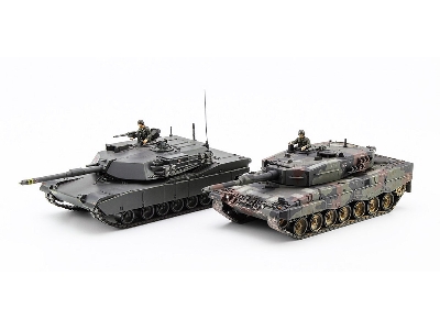 M1 Abrams And Leopard 2 'nato Main Battle Tank Combo' (2 Kits In The Box) - image 2
