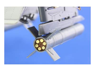 Su-25 Frogfoot weapon 1/32 - Trumpeter - image 4