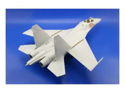 Su-27UB Flanker C exterior 1/32 - Trumpeter - image 6