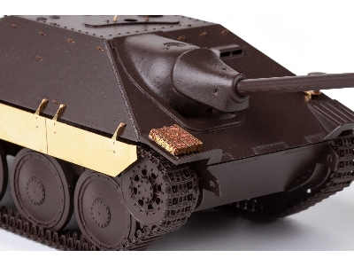 Jagdpanzer 38(t) Hetzer 1/35 - Takom - image 2