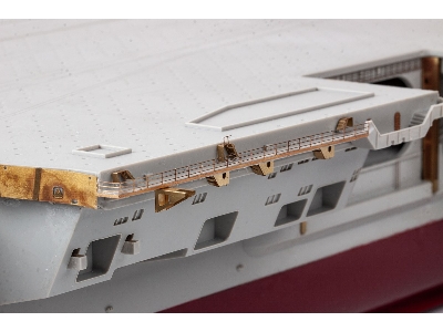 USS Nimitz CVN-68 PART II 1/350 - TRUMPETER - image 19