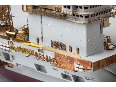 USS Nimitz CVN-68 PART II 1/350 - TRUMPETER - image 56