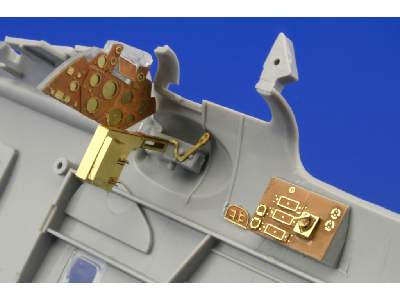 Swordfish Mk. I interior S. A. 1/32 - Trumpeter - image 10