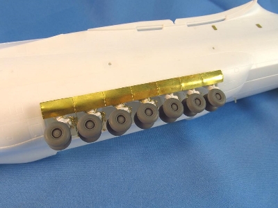 Antonov An-225 Mrija - Wheels And Landing Gear Details (Designed To Be Used With Revell Kits) - image 2