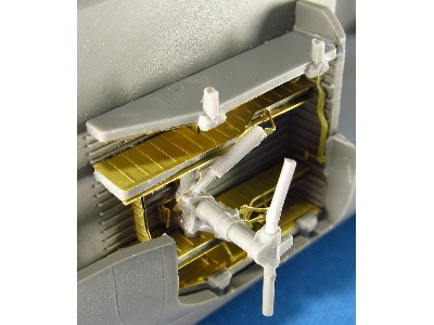 Lockheed C-5 B Galaxy - Wheel Bays (Designed To Be Used With Roden Kits) - image 2